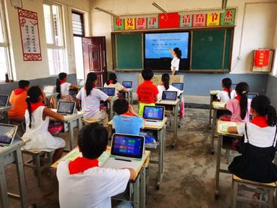 駐馬店市第一個鄉村“智慧課堂”落戶上蔡縣高李村
