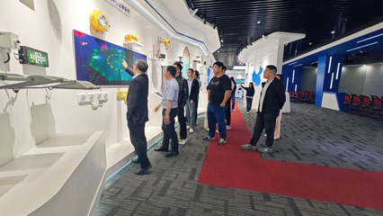 實踐探訪∣MEM項目師生赴華榮科技股份開展社會實踐